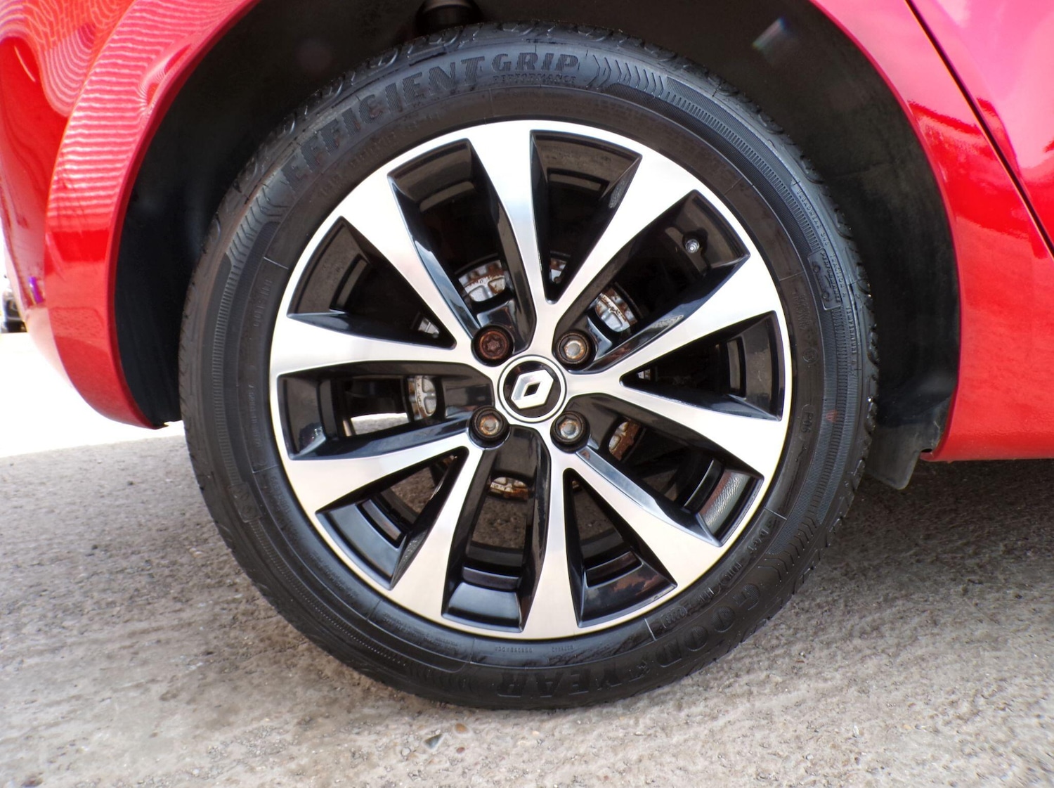 Used Renault Clio 2023 for sale - 76786510: Photo 9