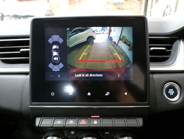 Used Renault Captur 2021 for sale - 75978868: Photo 13