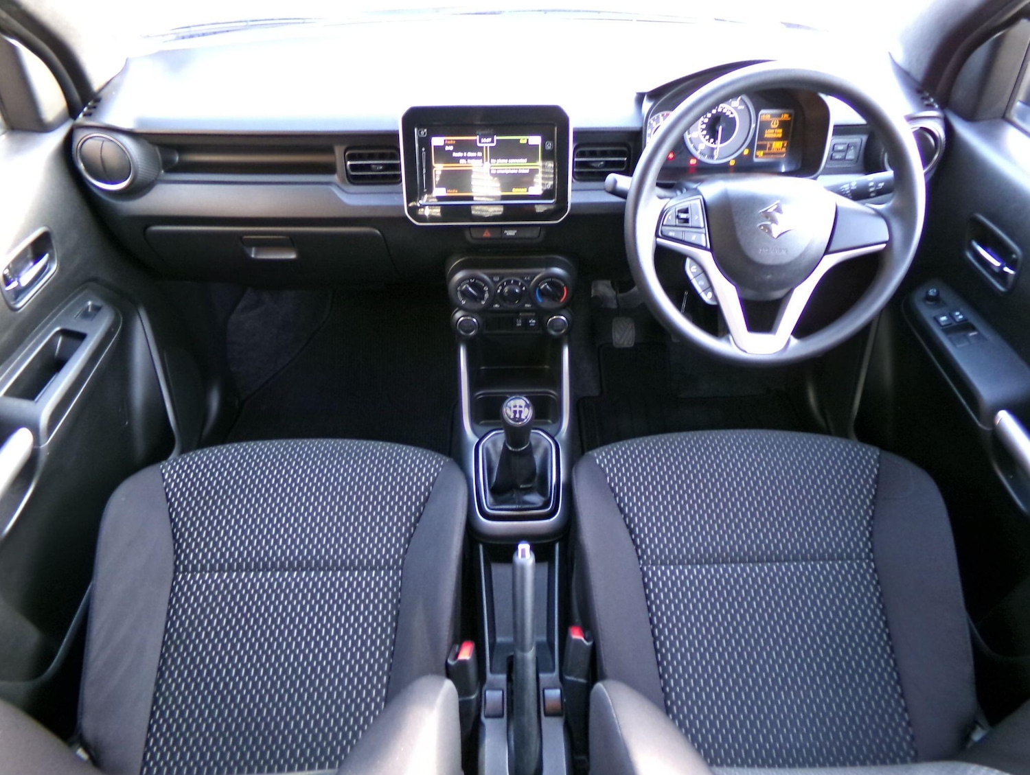 Used Suzuki Ignis 2023 for sale - 77683762: Photo 12