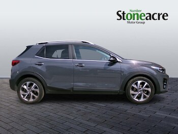 Used Kia Stonic 2021 for sale - 78548073: Photo