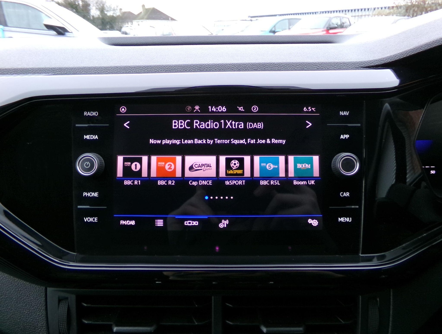 Used Volkswagen T-Cross 2023 for sale - 77238357: Photo 16