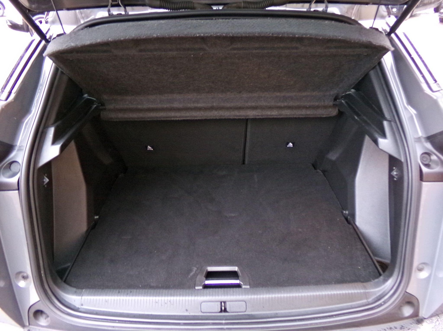 Used Peugeot 2008 2023 for sale - 77376510: Photo 10