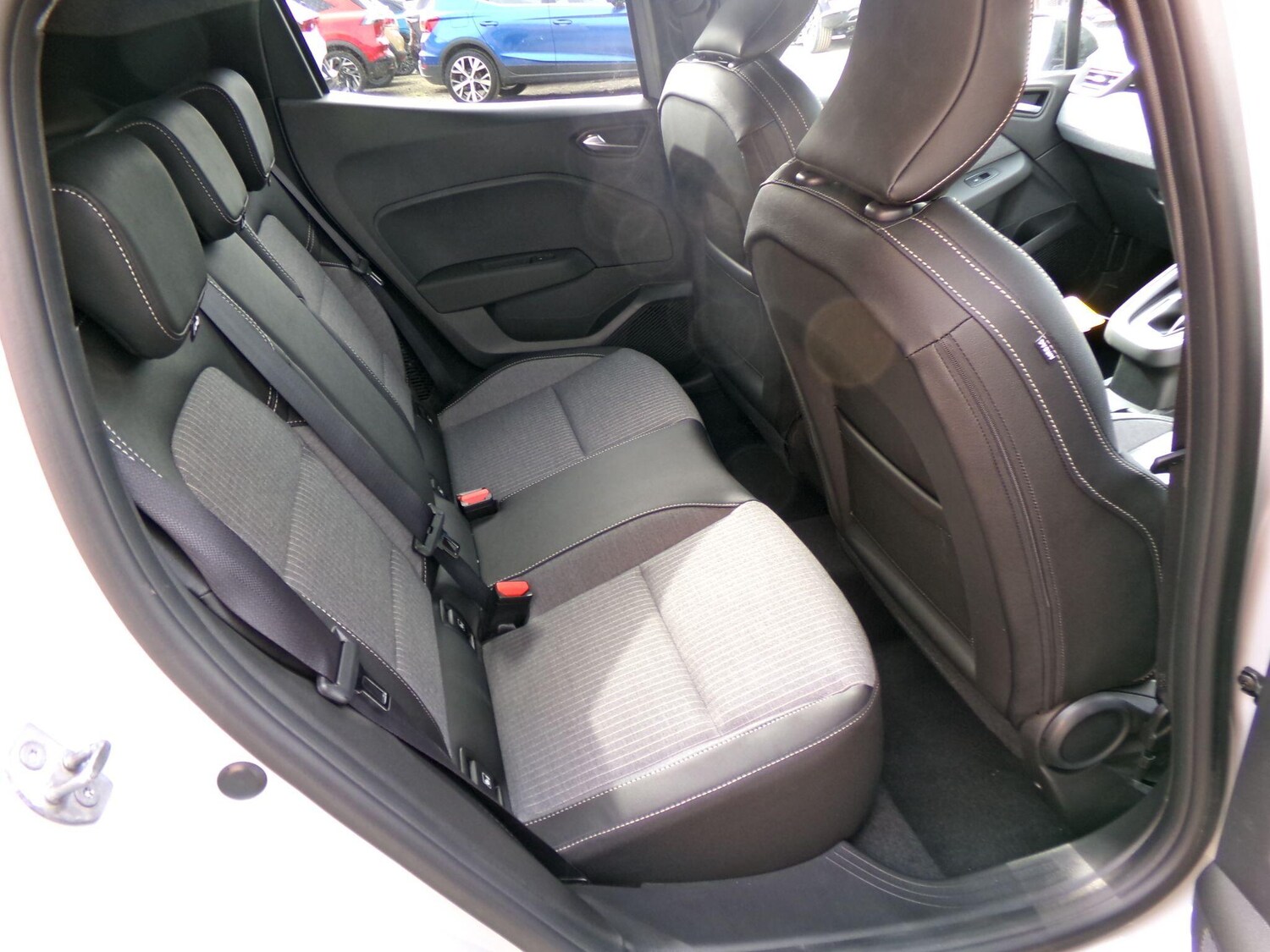 Used Renault Clio for sale - 77825085: Photo 18