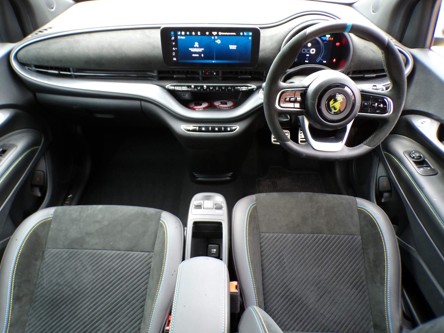 Used Abarth 500 2024 for sale - 77291561: Photo 12