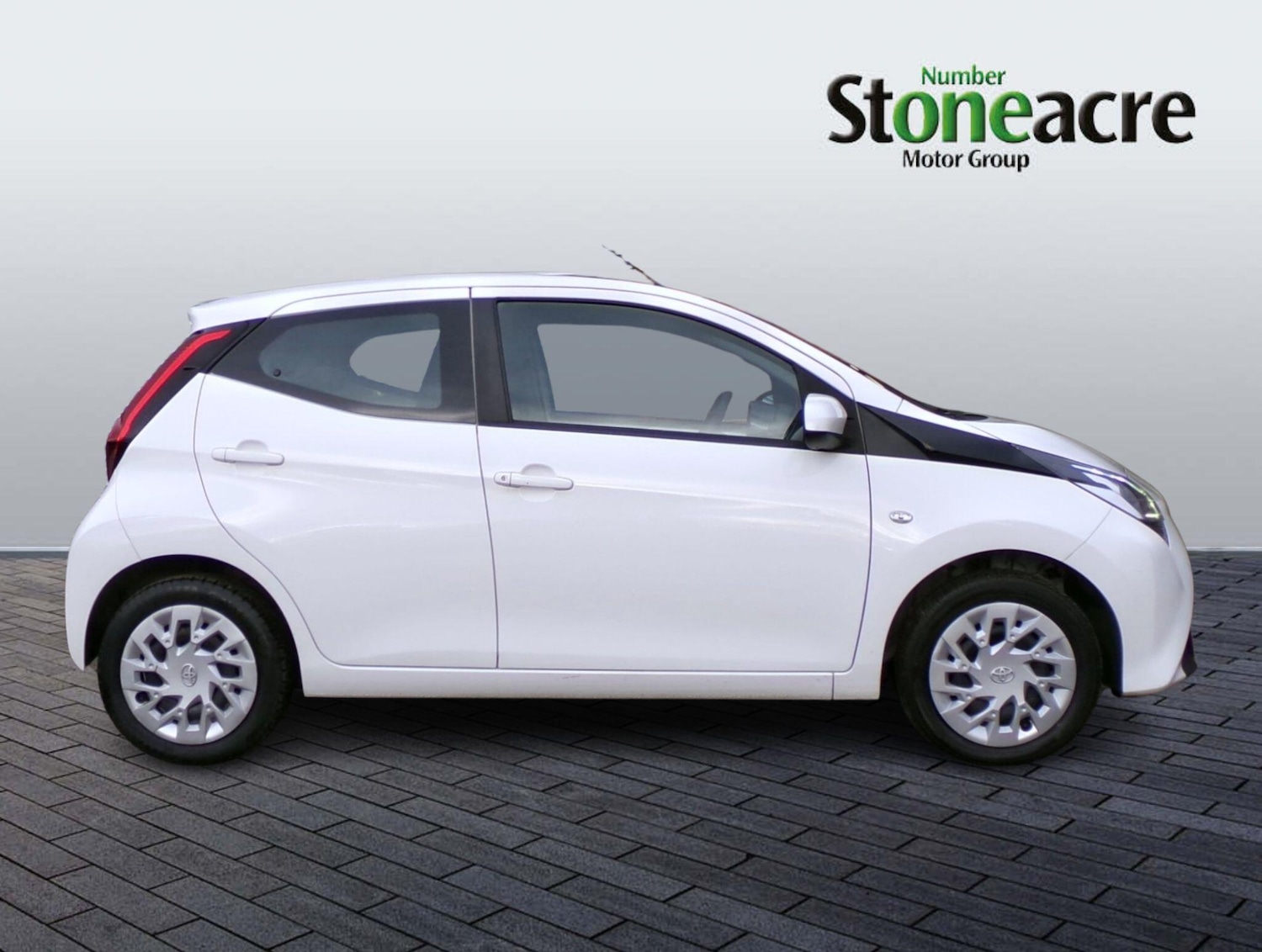 Used Toyota AYGO for sale - 76727895: Photo 8