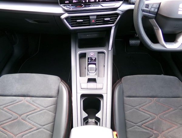 Used SEAT Leon 2025 for sale - 76270561: Photo 17