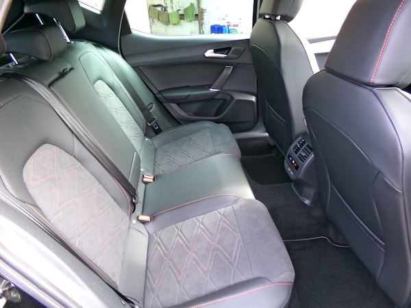 Used SEAT Leon 2025 for sale - 76270561: Photo 18