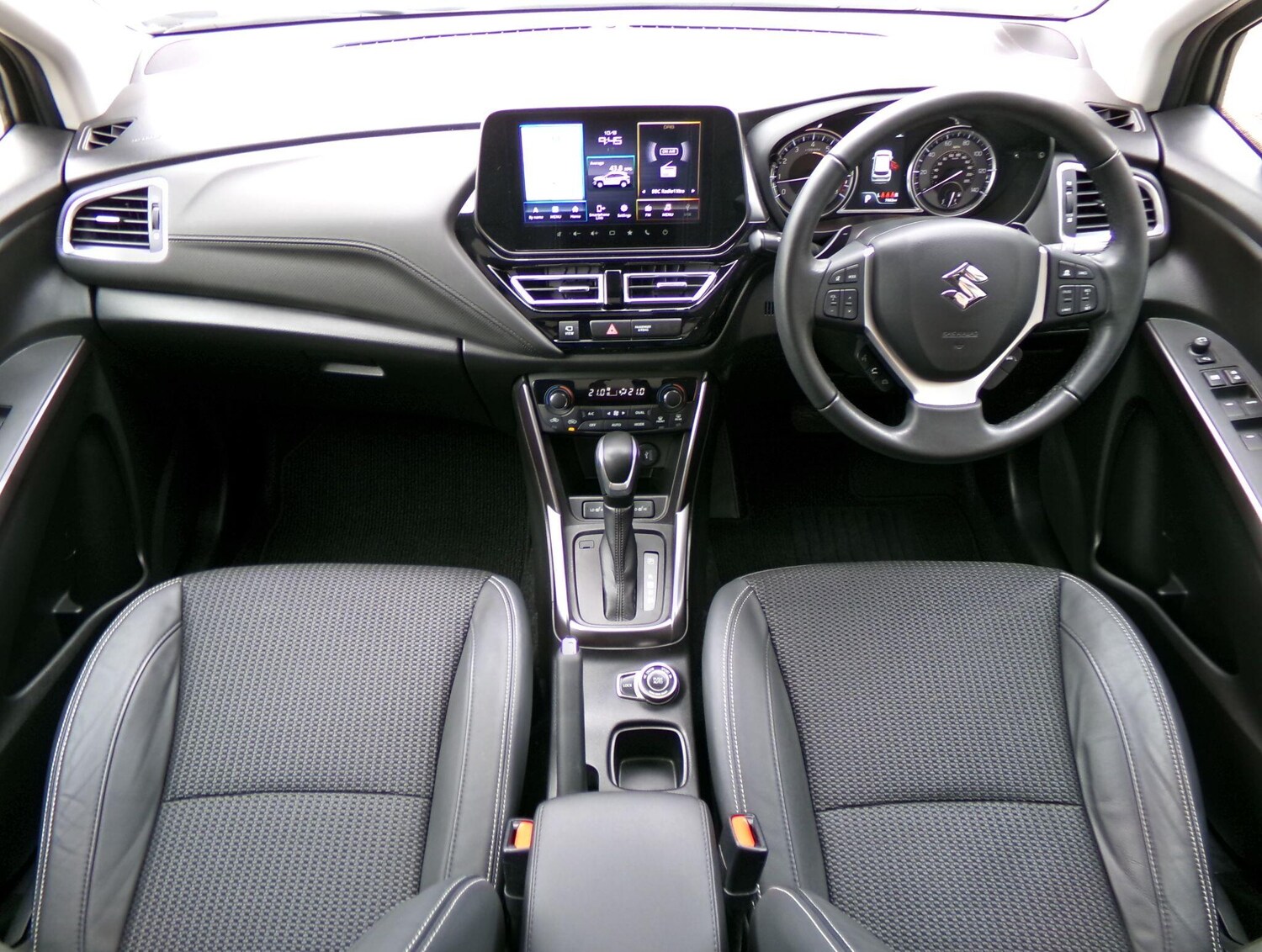 Used Suzuki SX4 S-Cross 2023 for sale - 76226391: Photo 12