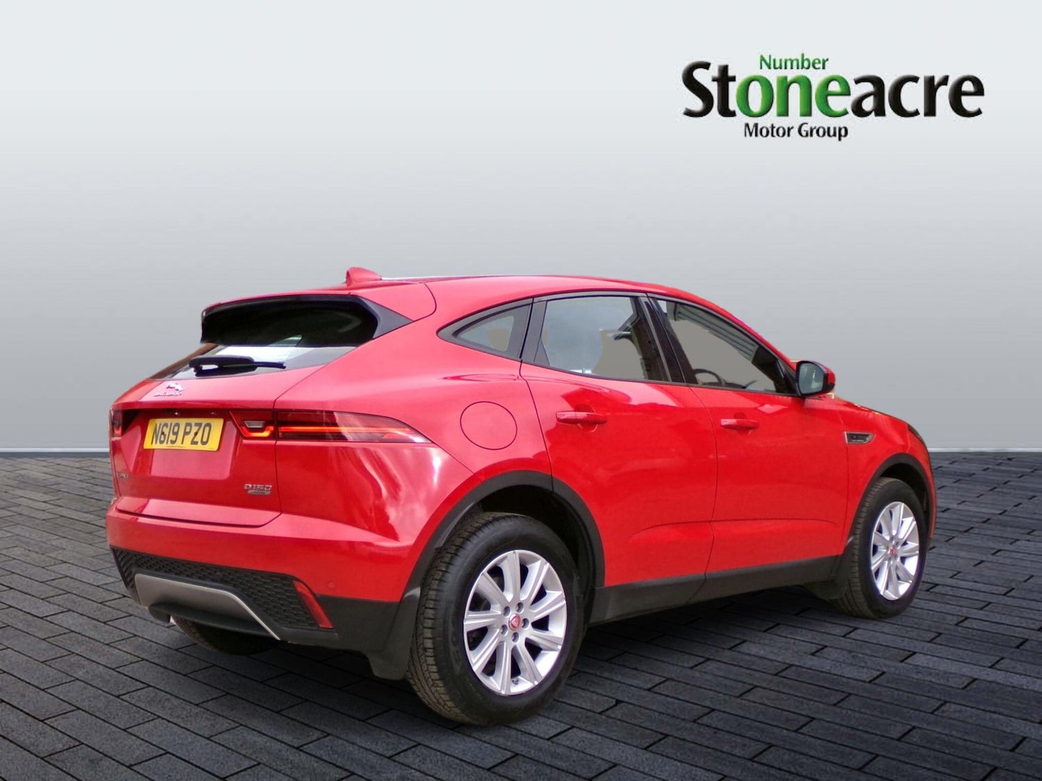 Used Jaguar E-Pace 2019 for sale - 76380547: Photo 2
