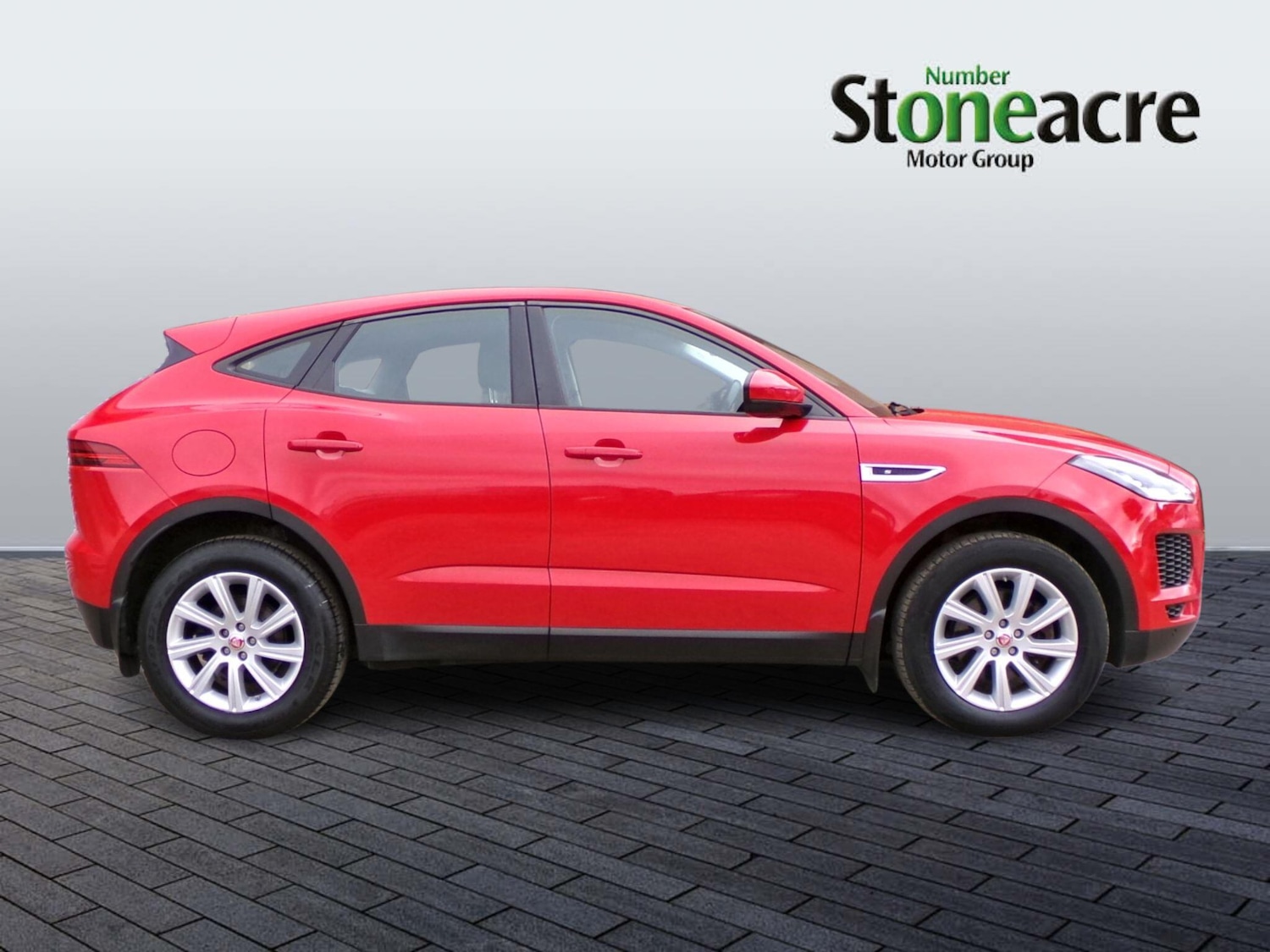 Used Jaguar E-Pace 2019 for sale - 76380547: Photo 8