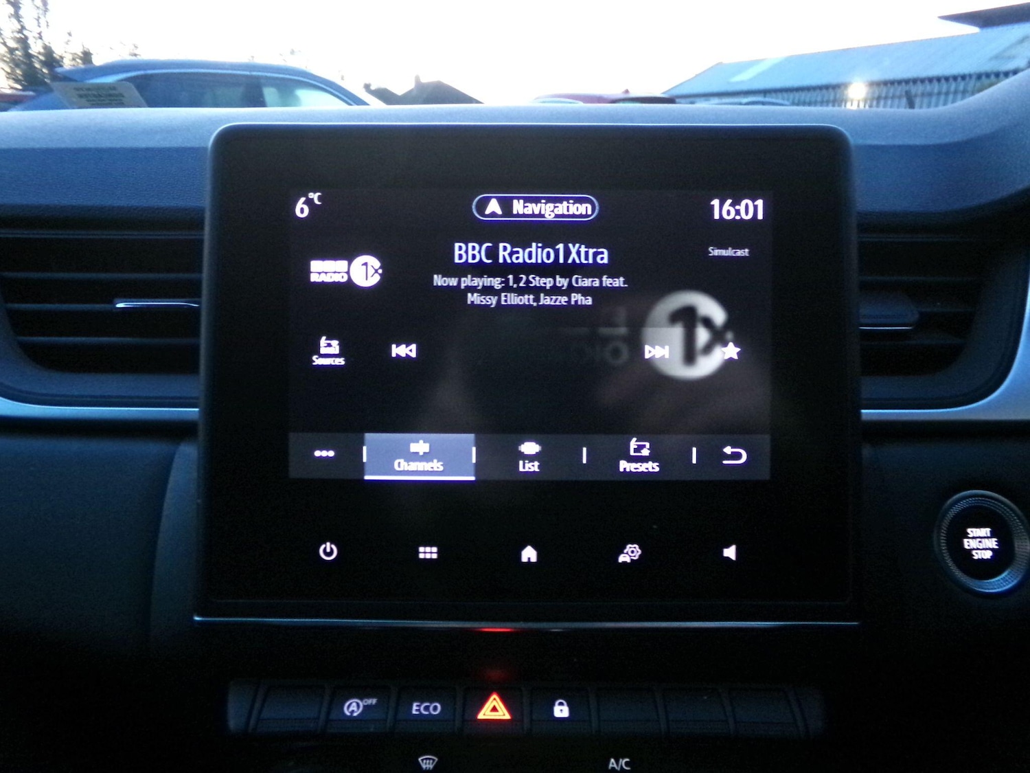 Used Renault Captur 2023 for sale - 76865154: Photo 17