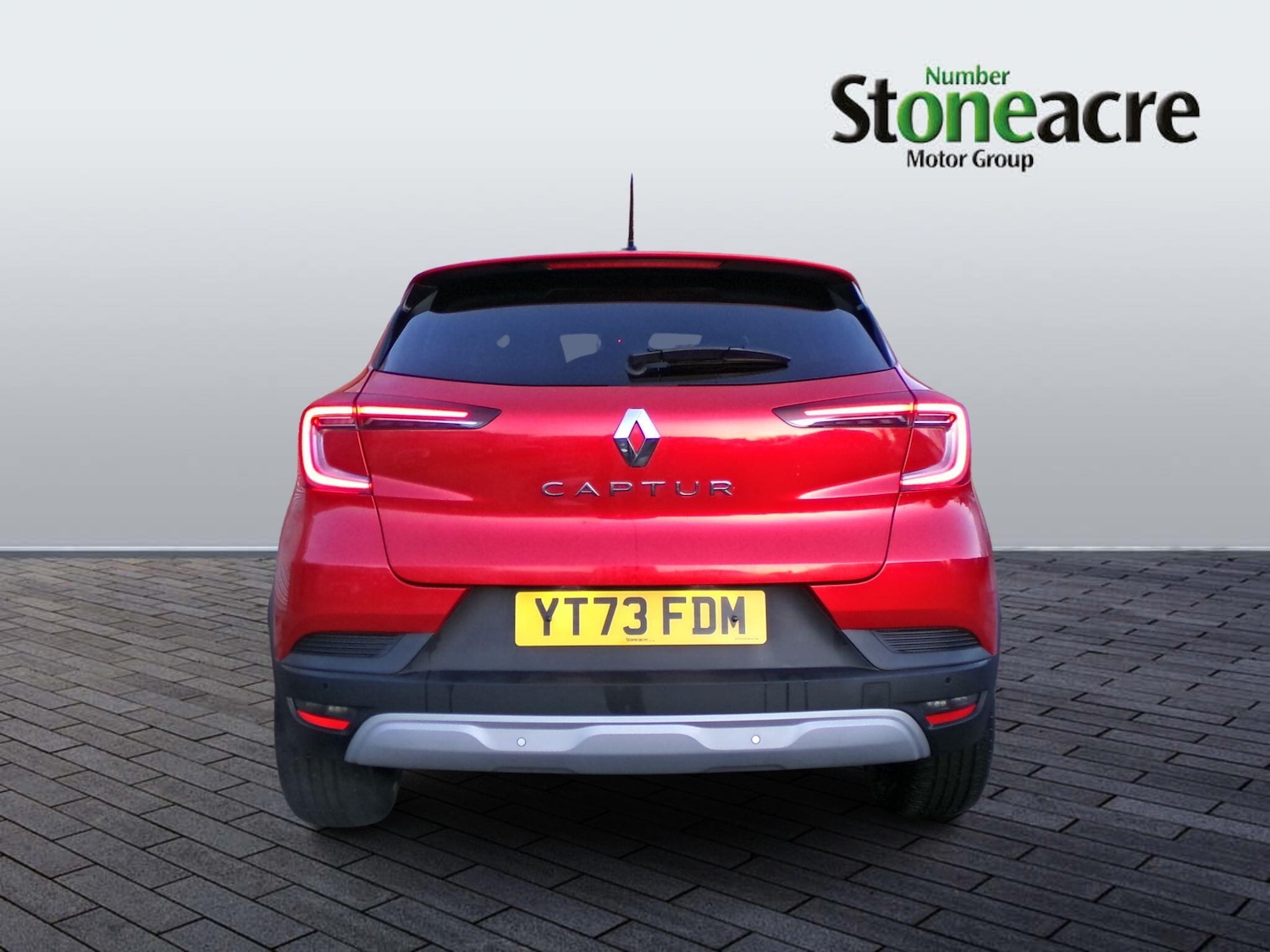 Used Renault Captur 2023 for sale - 76865154: Photo 3