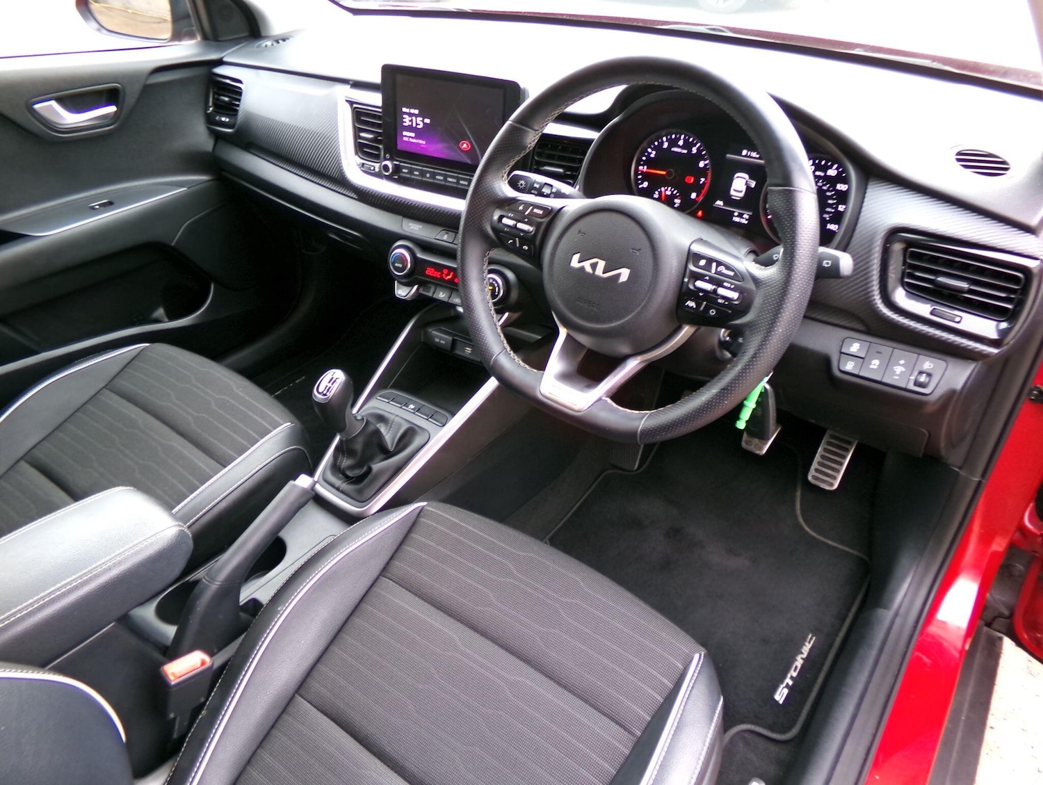 Used Kia Stonic 2023 for sale - 77611914: Photo 11