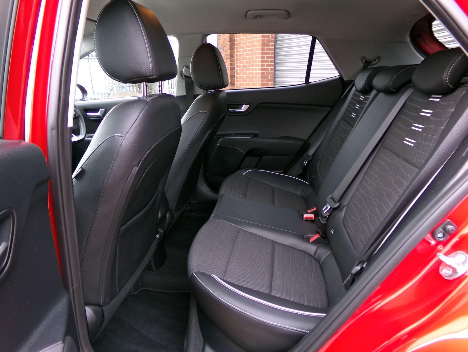 Used Kia Stonic 2023 for sale - 77611914: Photo 21