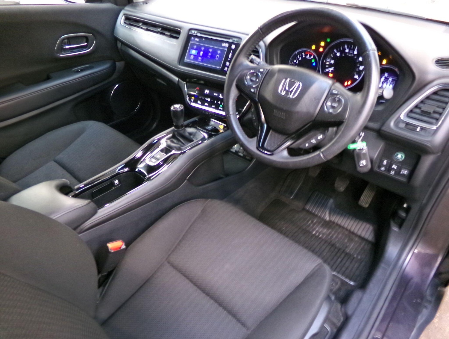 Used Honda HR-V 2017 for sale - 77015272: Photo 11