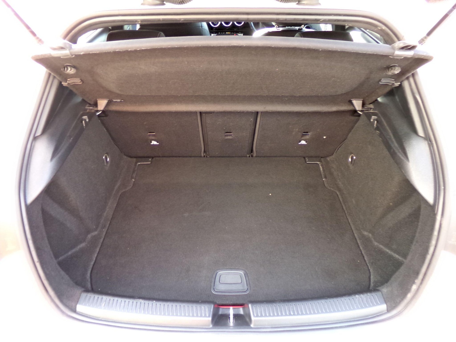 Used Mercedes-Benz A-Class 2019 for sale - 76964683: Photo 9