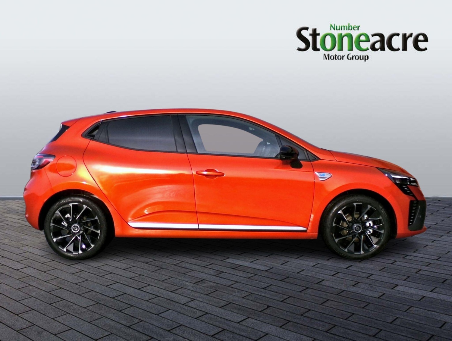 Used Renault Clio 2025 for sale - 77291975: Photo 2