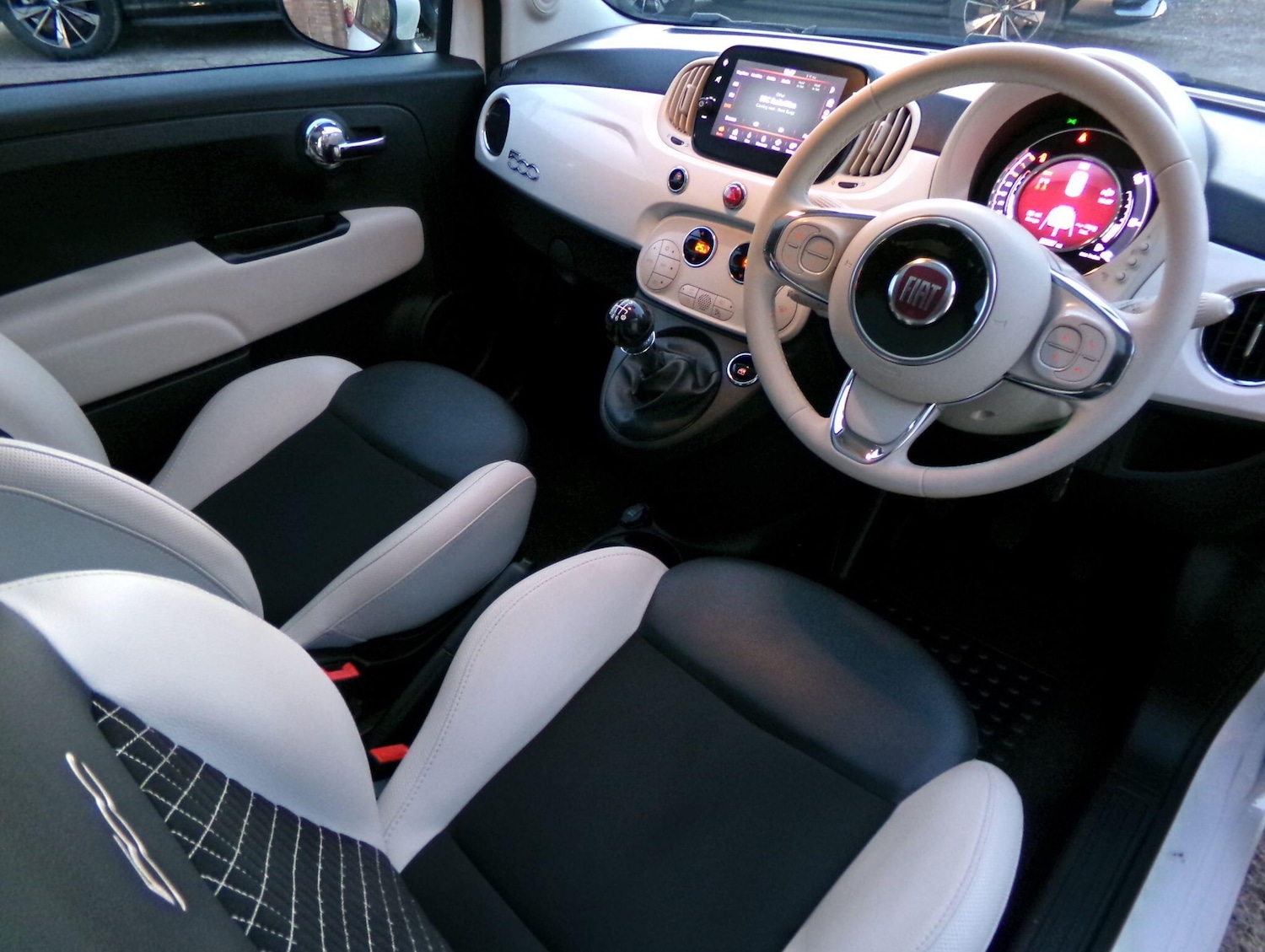 Used Fiat 500 2022 for sale - 76743027: Photo 9