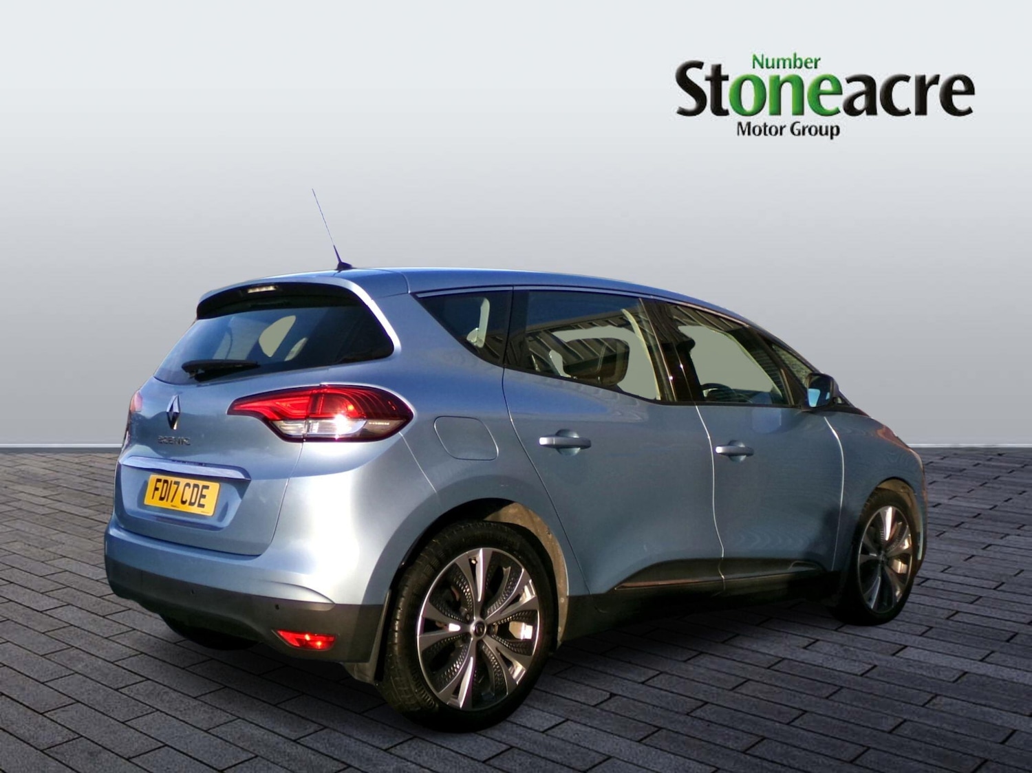 Used Renault Scenic 2017 for sale - 77143876: Photo 2