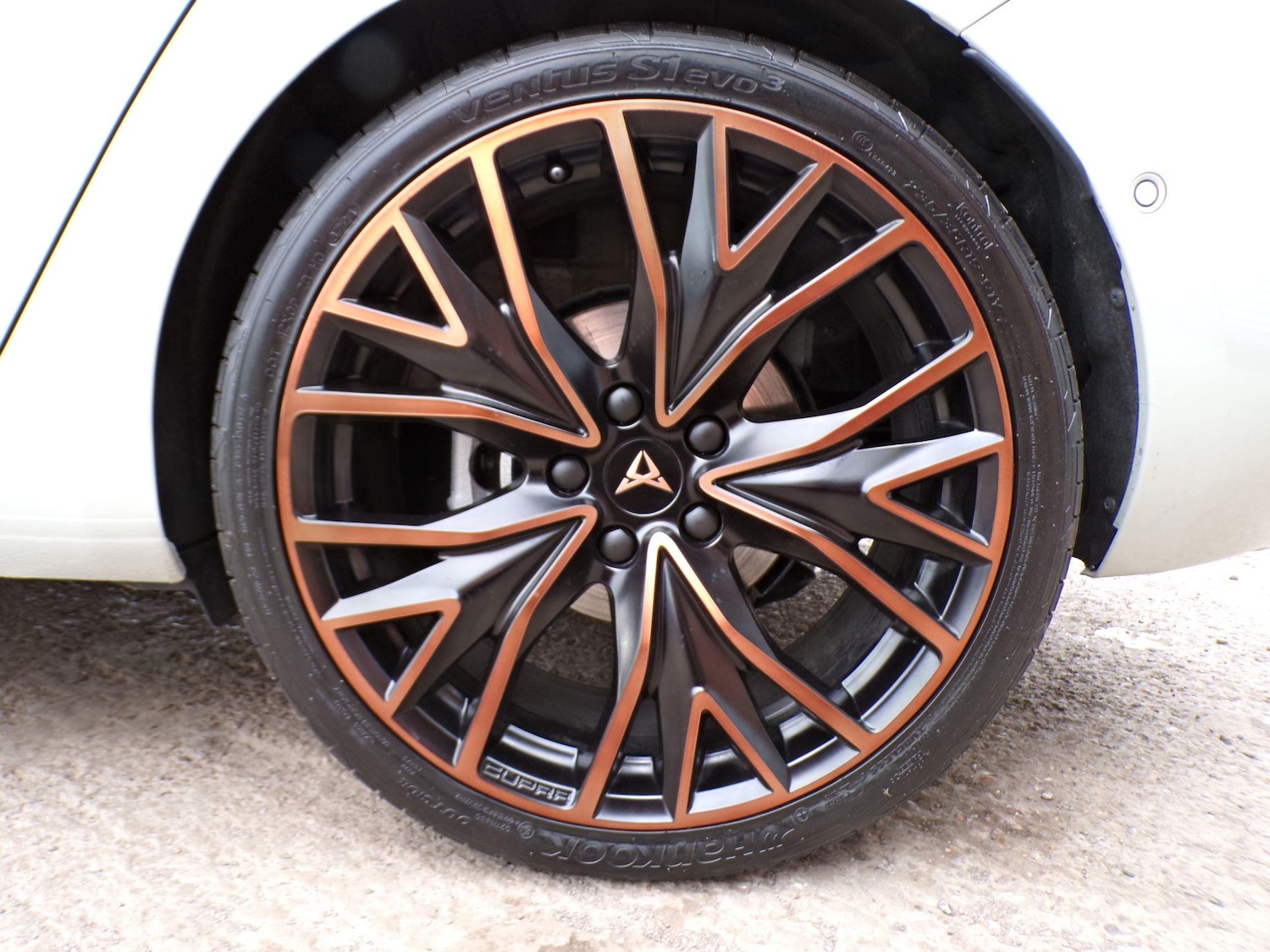 Used Cupra Leon 2025 for sale - 76269752: Photo 9