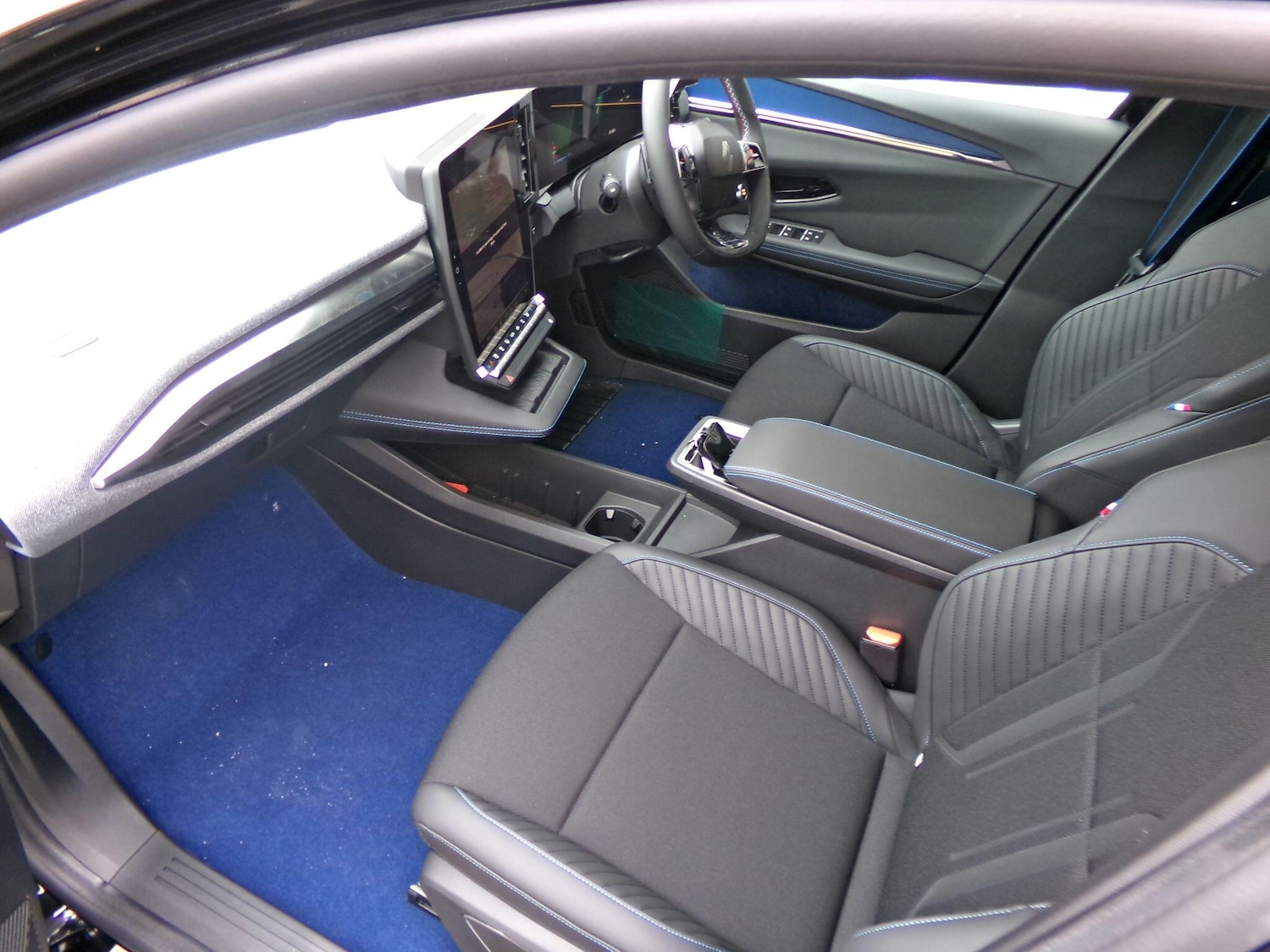 Used Renault Scenic E-Tech 2026 for sale - 78007504: Photo 12