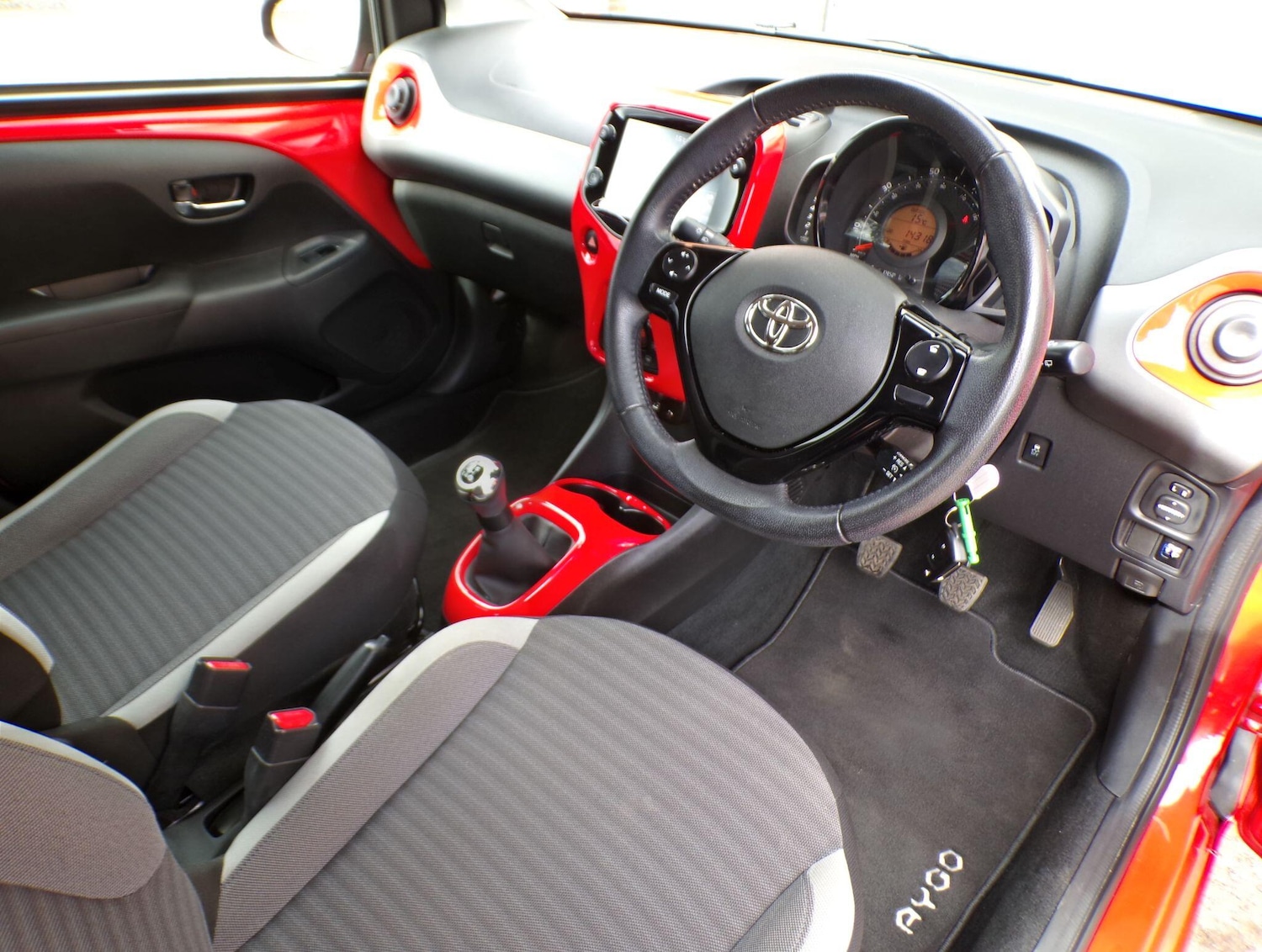 Used Toyota AYGO 2019 for sale - 76484516: Photo 11