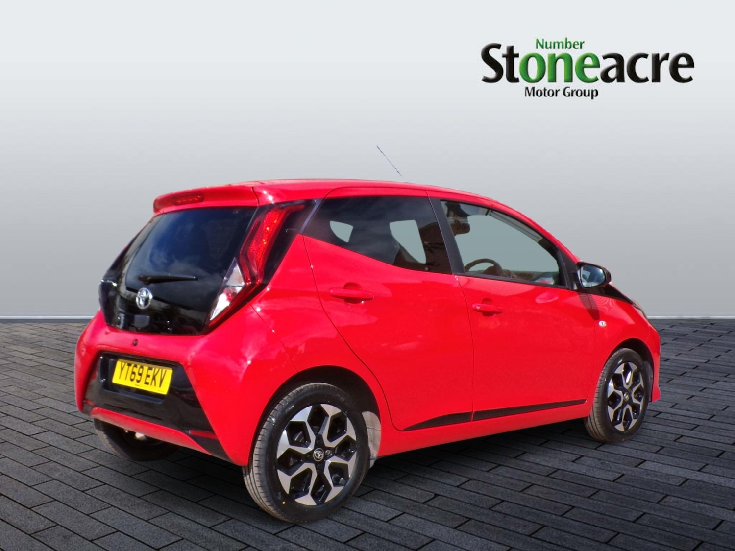 Used Toyota AYGO 2019 for sale - 76484516: Photo 3