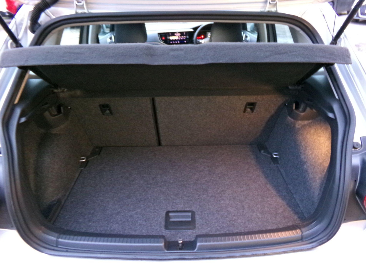 Used Volkswagen Polo 2019 for sale - 77455602: Photo 10