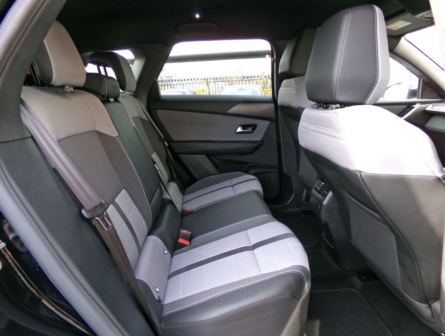 Used Vauxhall Grandland 2025 for sale - 77510901: Photo 21