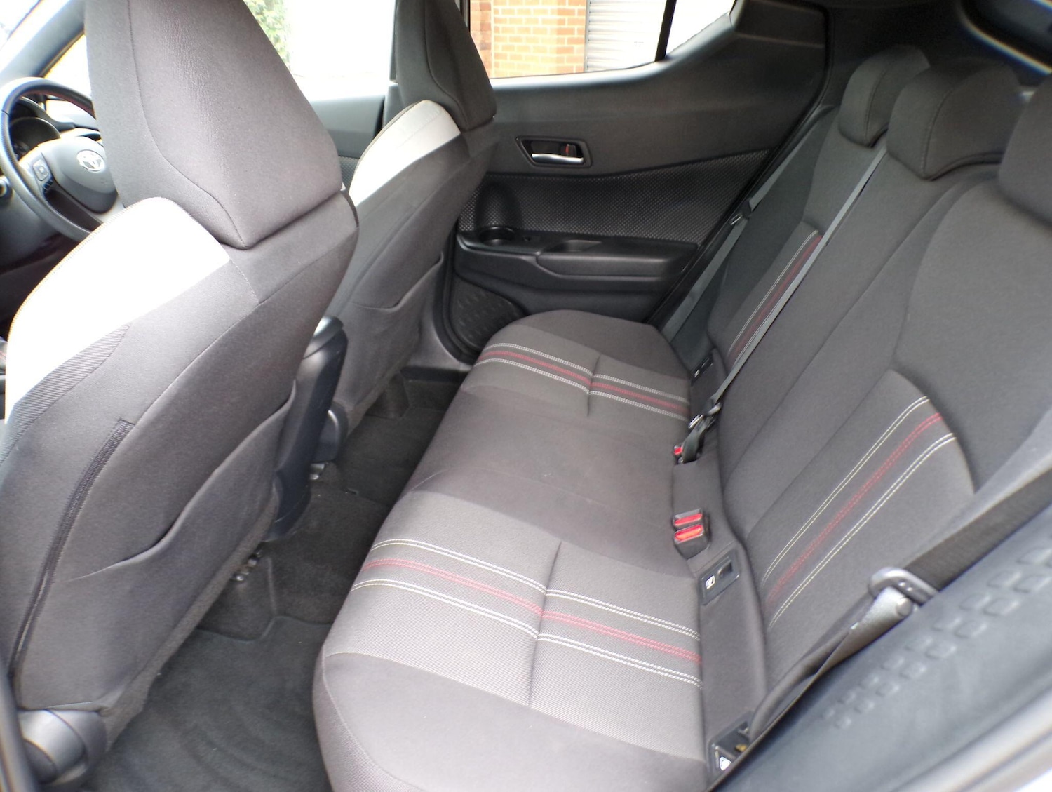 Used Toyota C-HR 2021 for sale - 76942627: Photo 19