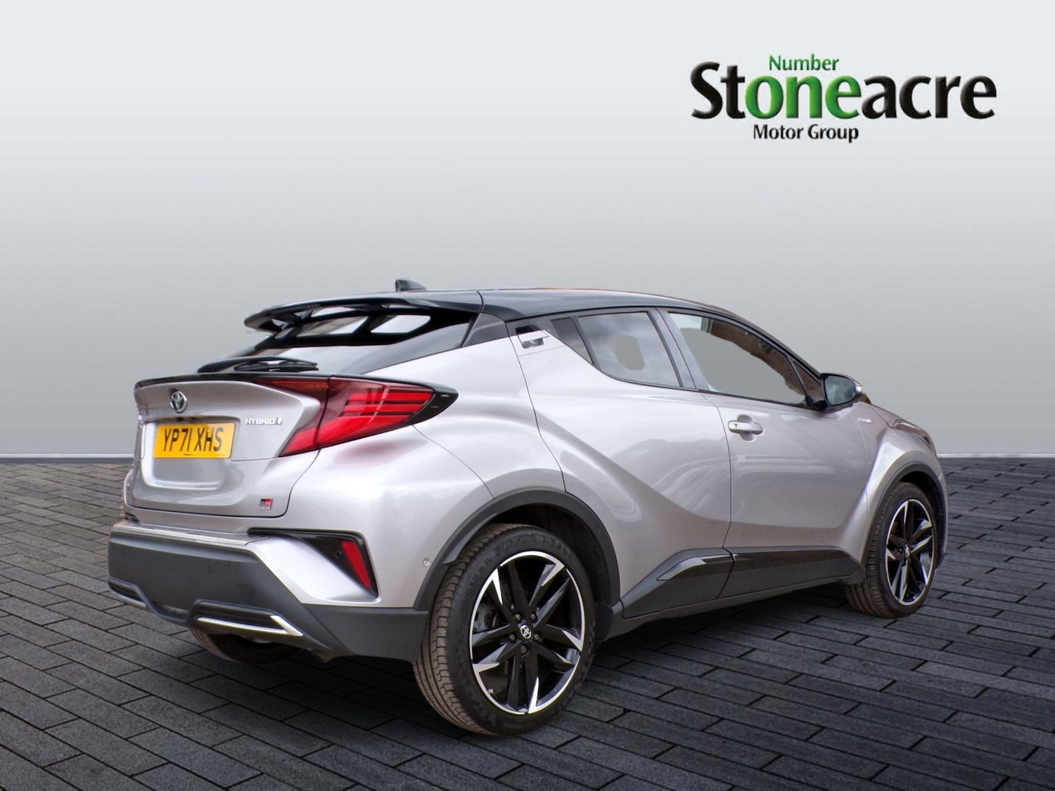 Used Toyota C-HR 2021 for sale - 76942627: Photo 2