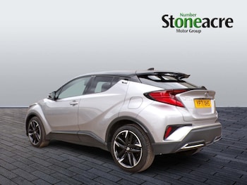 Used Toyota C-HR 2021 for sale - 76942627: Photo