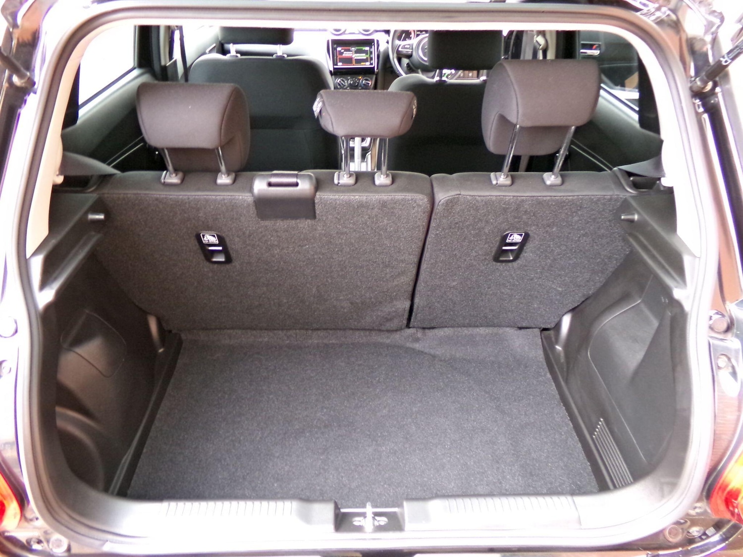 Used Suzuki Swift 2023 for sale - 76786665: Photo 10