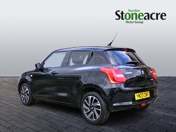 Used Suzuki Swift 2023 for sale - 76786665: Photo