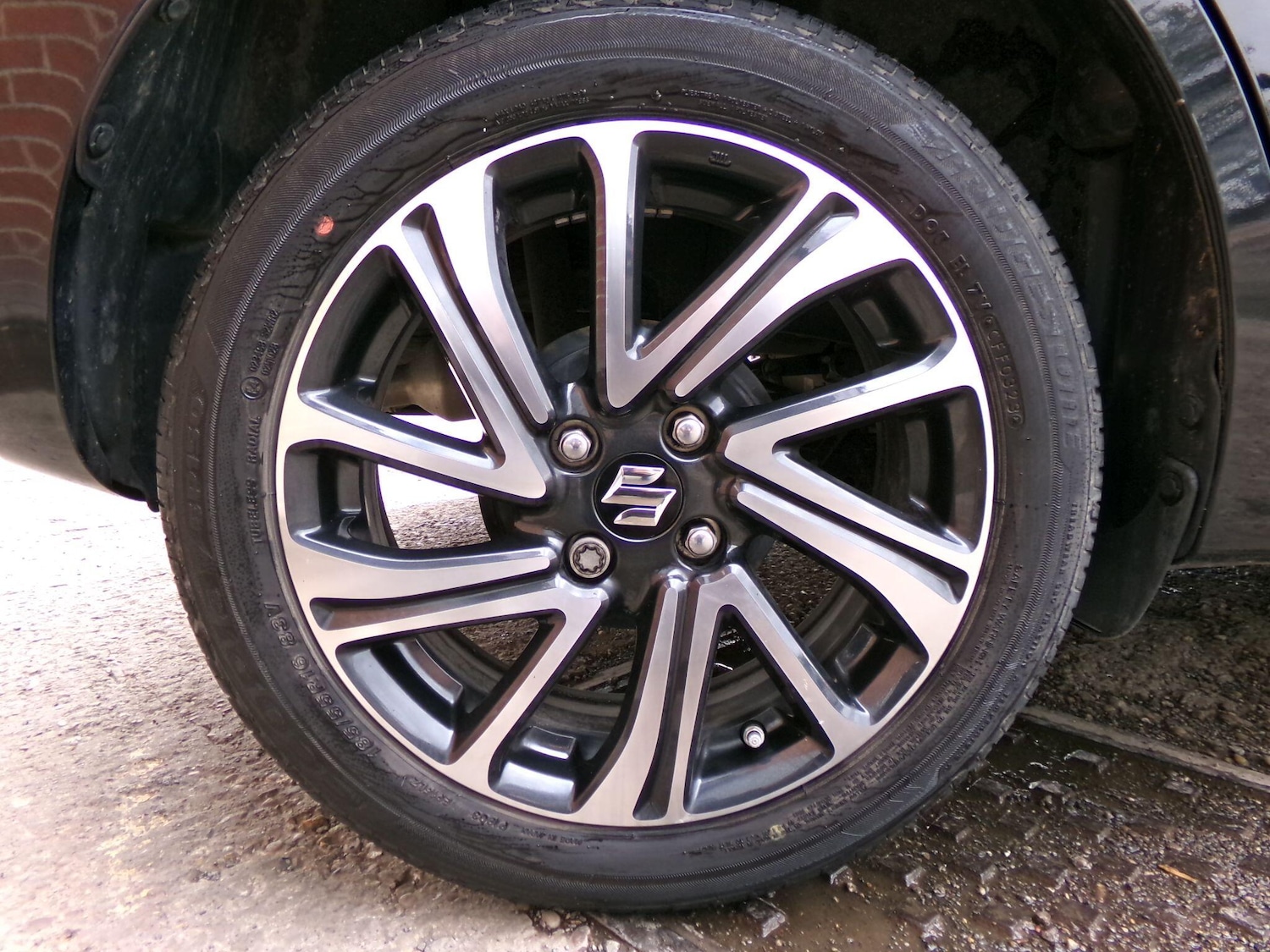 Used Suzuki Swift 2023 for sale - 76786665: Photo 9