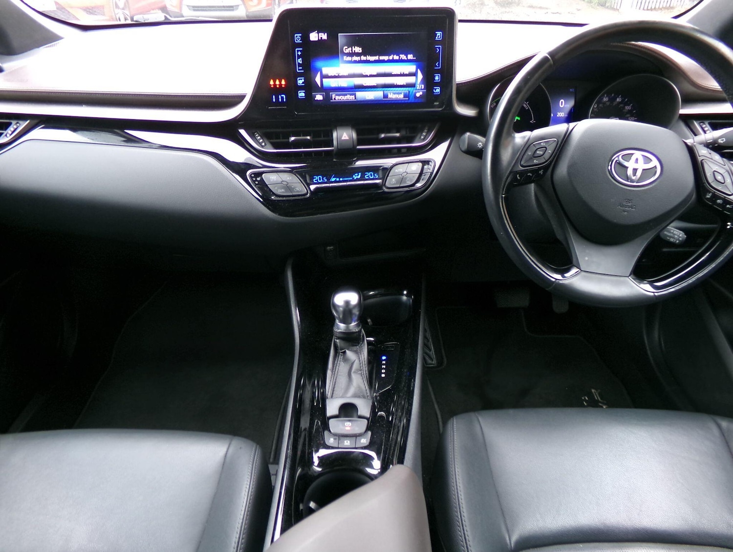 Used Toyota C-HR 2018 for sale - 76539143: Photo 12