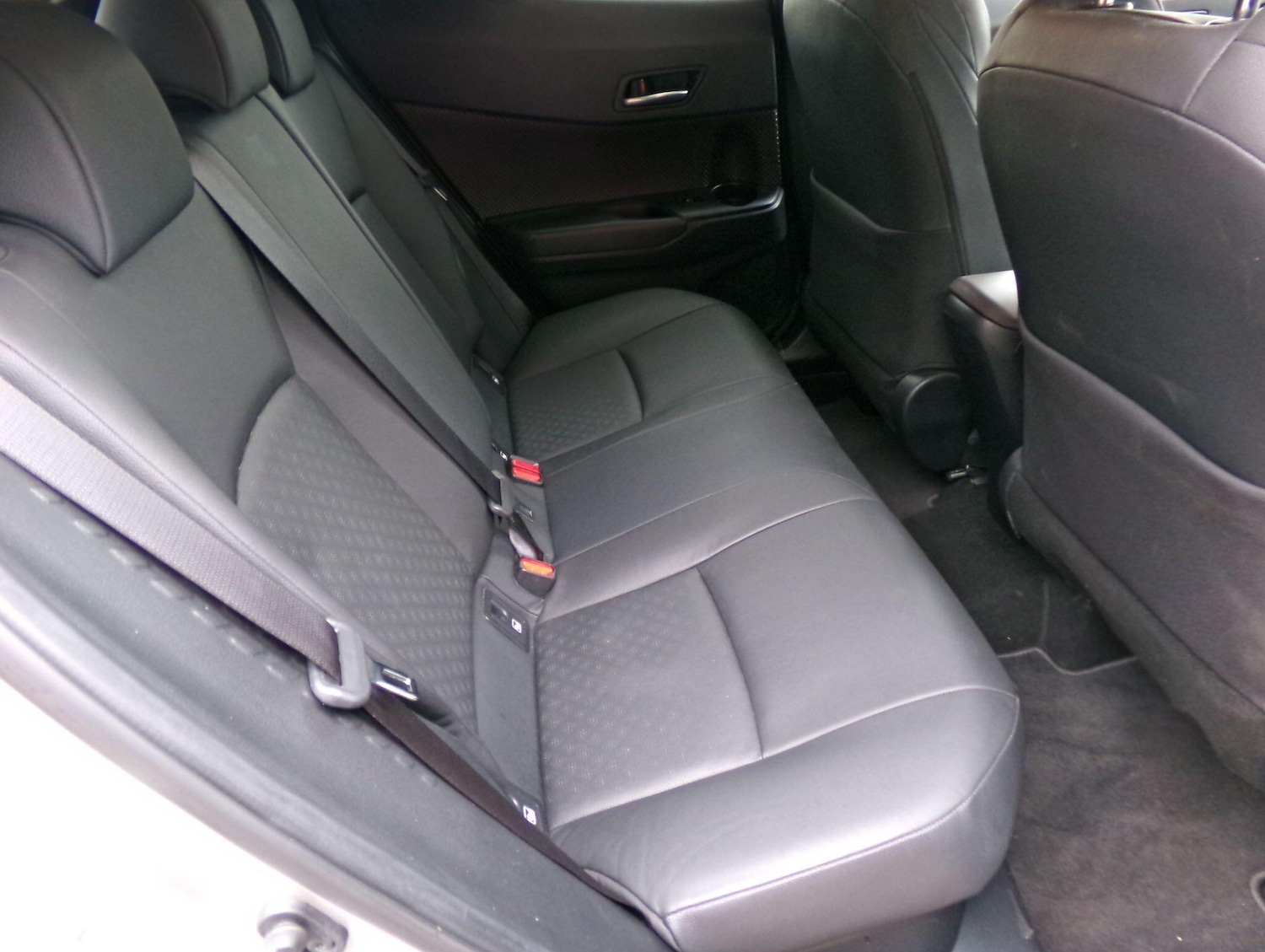 Used Toyota C-HR 2018 for sale - 76539143: Photo 21