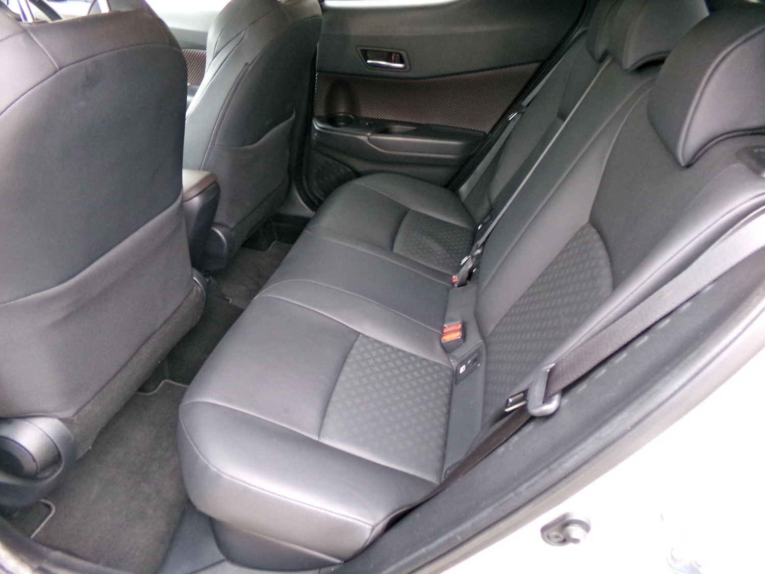 Used Toyota C-HR 2018 for sale - 76539143: Photo 22