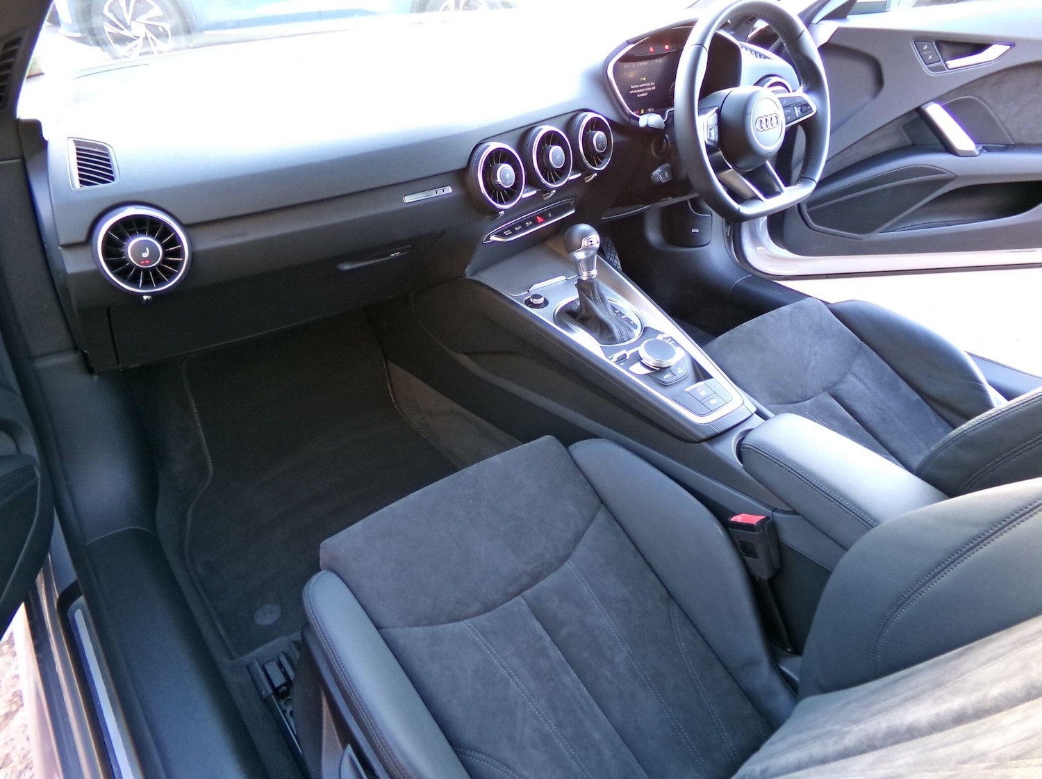 Used Audi TT 2021 for sale - 77016068: Photo 13