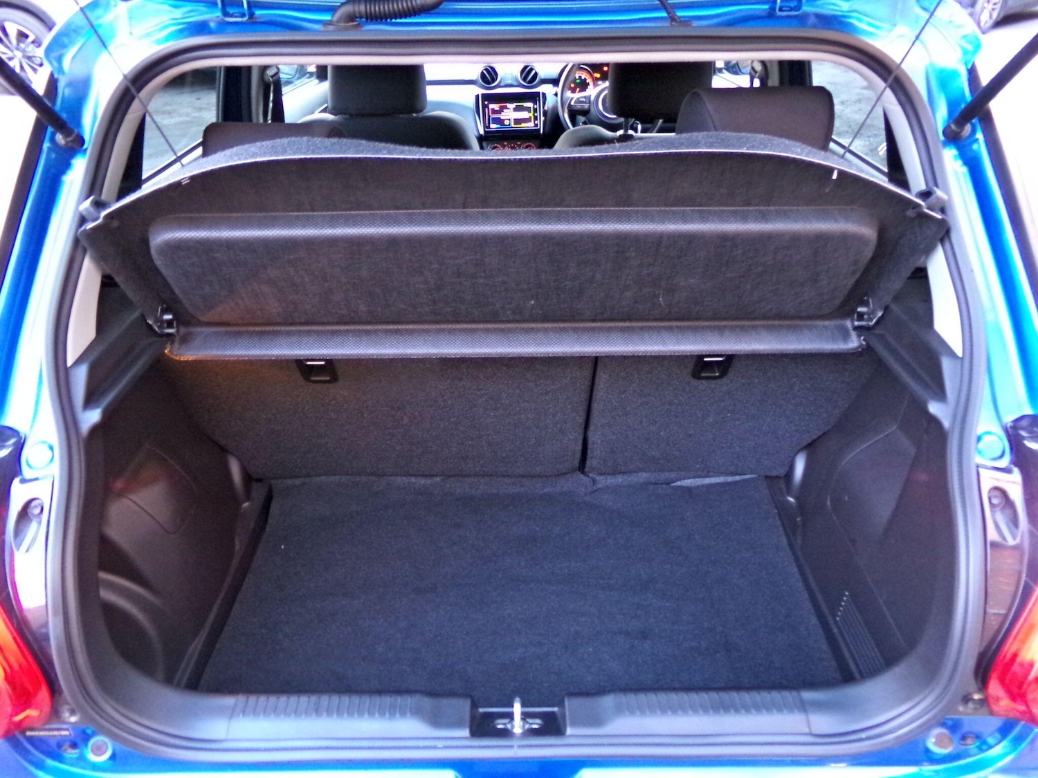 Used Suzuki Swift 2020 for sale - 77291006: Photo 10