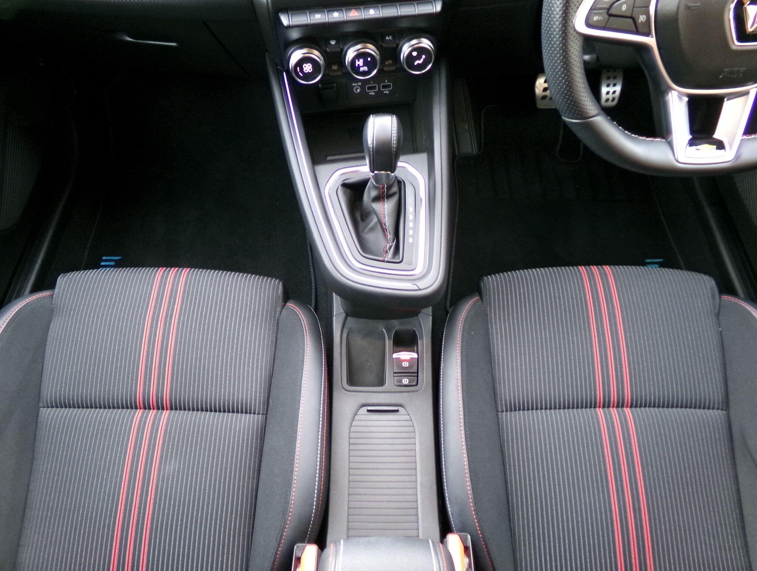 Used Renault Clio 2022 for sale - 77132027: Photo 15