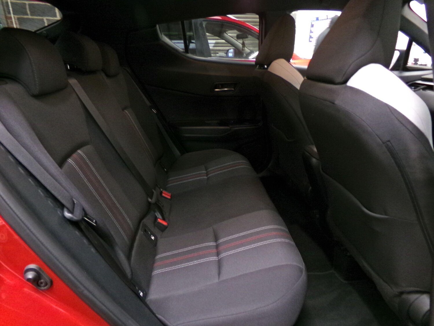 Used Toyota C-HR 2022 for sale - 76866435: Photo 20