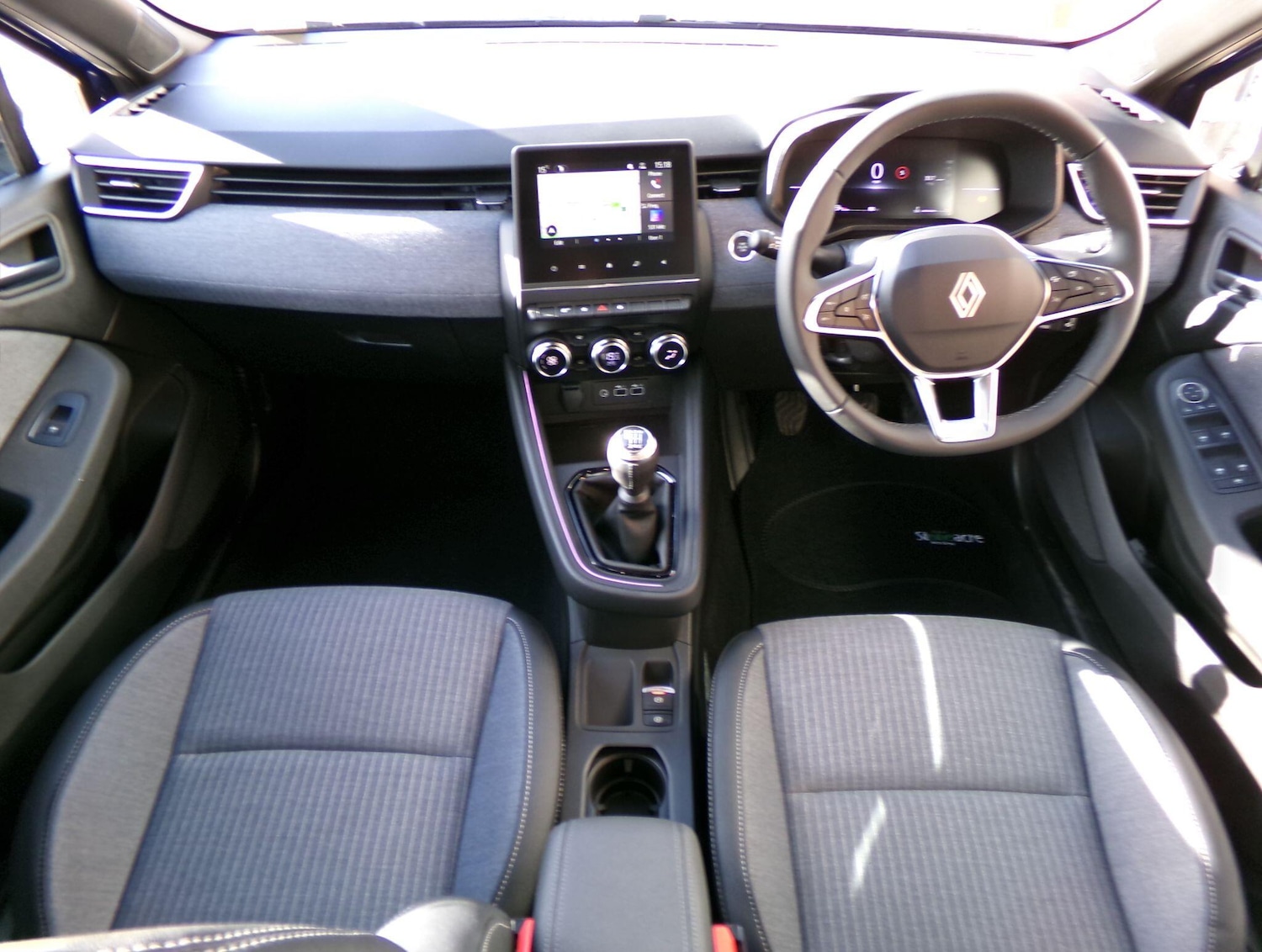 Used Renault Clio for sale - 77737941: Photo 12