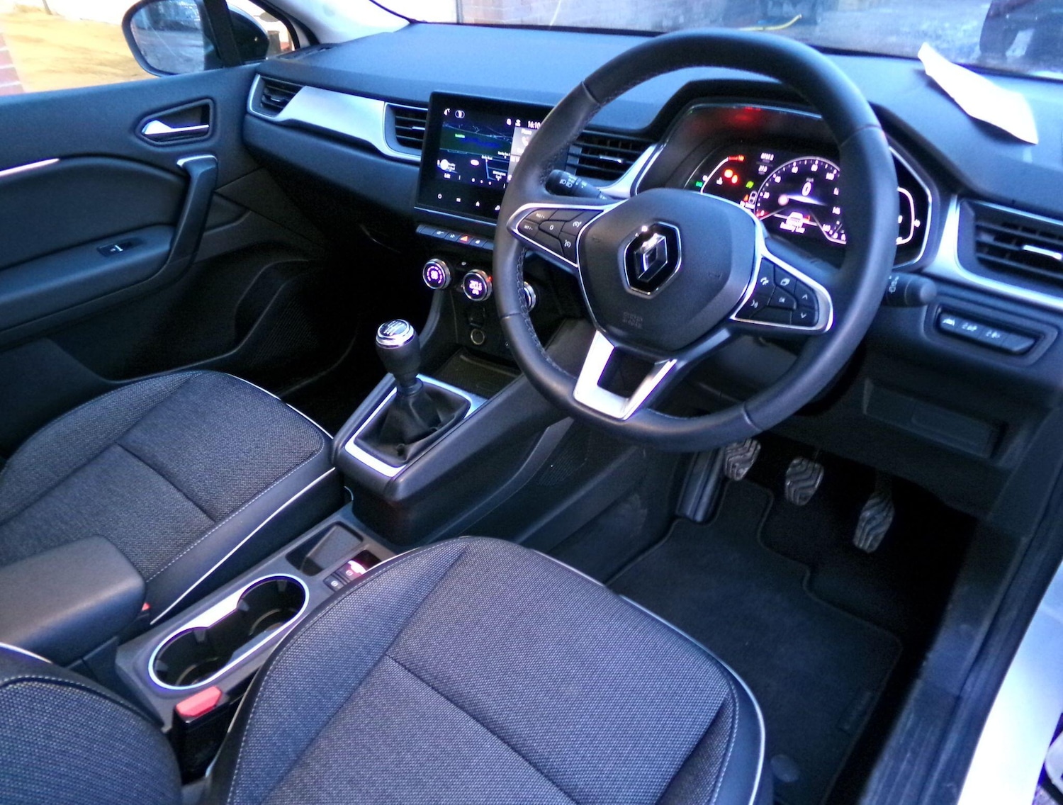 Used Renault Captur 2022 for sale - 77255121: Photo 11