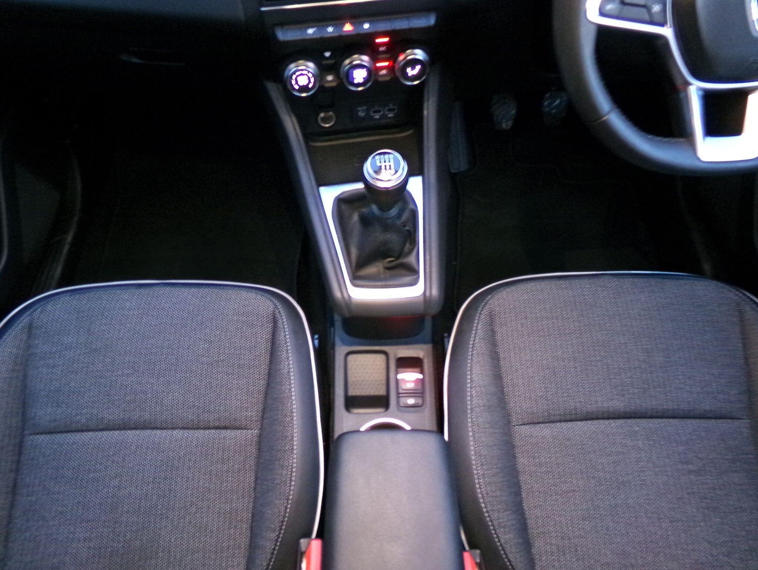 Used Renault Captur 2022 for sale - 77255121: Photo 20