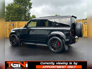Used Land Rover Defender 2024 for sale - 75901082: Photo