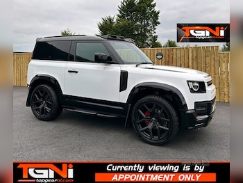 Land Rover - Defender