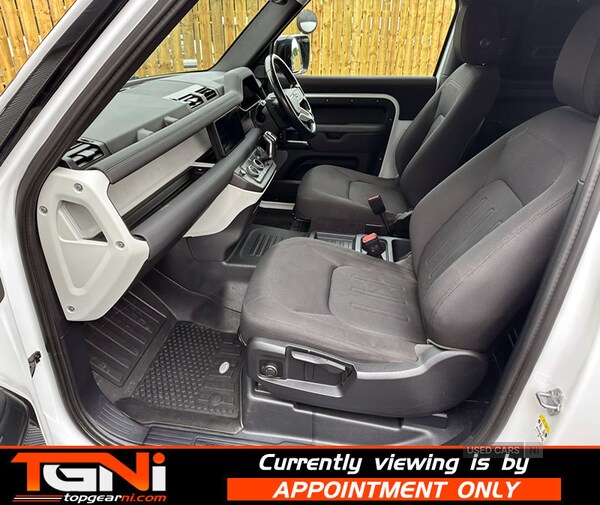Used Land Rover Defender 2021 for sale - 75678688: Photo 24