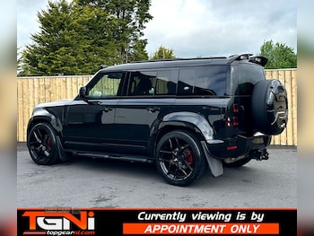 Used Land Rover Defender 2024 for sale - 78574607: Photo