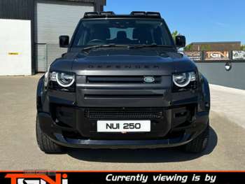 Used Land Rover Defender 2021 for sale - 74600483: Photo